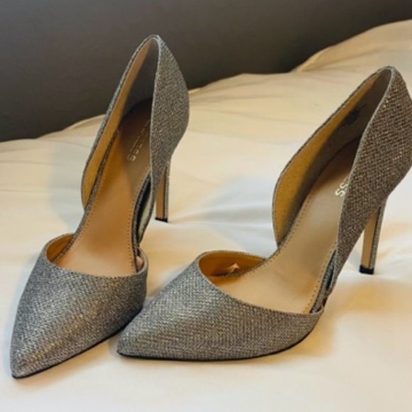 Express Silver Shimmer Pumps Size 6 - Picture 2 of 2